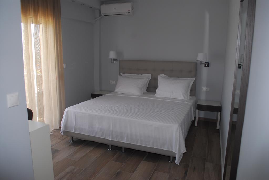 Atlantis Hotel Paralía Екстериор снимка