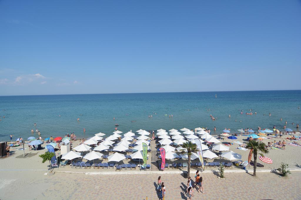 Atlantis Hotel Paralía Екстериор снимка